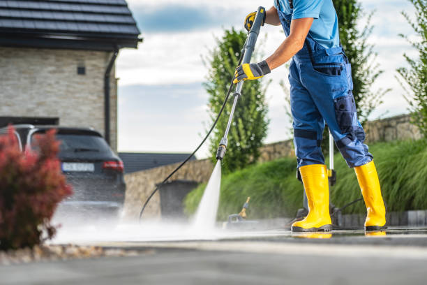 Best Commercial Building Pressure Washing  in Shawnee, KS